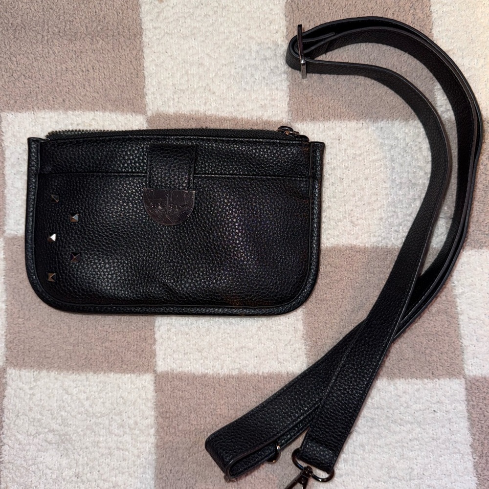 RavRev Black Crossbody Bag
